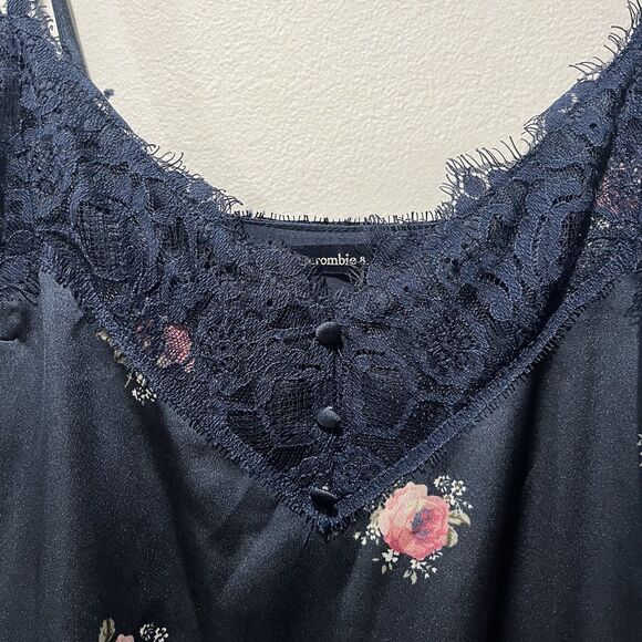 Abercrombie & Fitch Slip Dress Women’s Small‎ Navy Blue Floral Satin Lace Mini - Picture 3 of 8